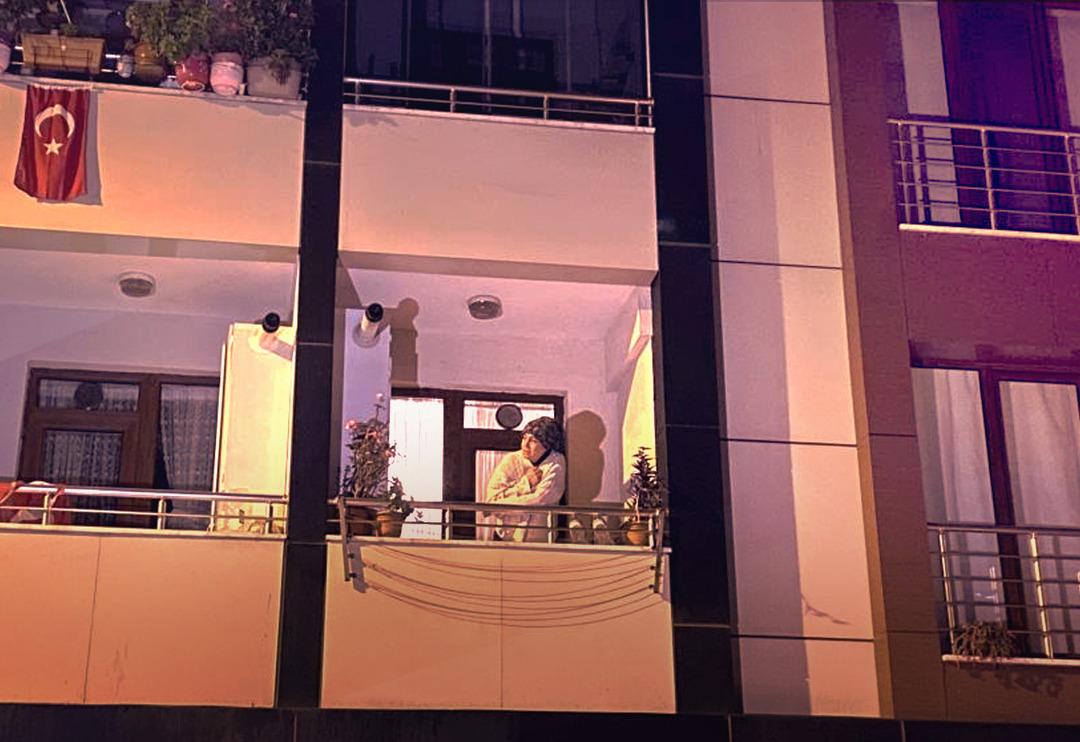 İlk sahurda Ramazan davulcularını beklerken... Vosvos'larla kaldırdılar! Duyan cama koştu