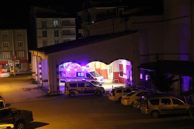 Sivas'ta hafif ticari aracın çarptığı kişi ağır yaralandı
