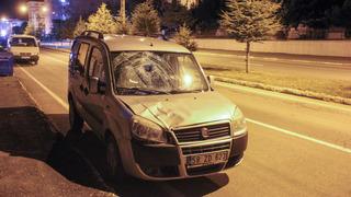 Sivas'ta hafif ticari aracın çarptığı 80 yaşındaki yaşlı adam ağır yaralandı