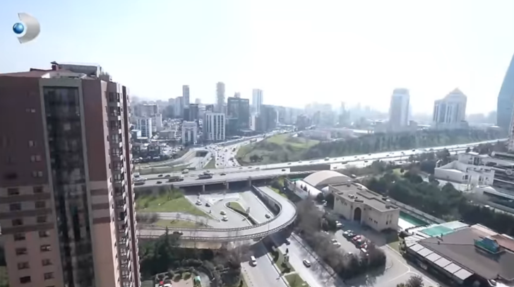 Elif Karlı oğluyla yaşadığı 4+1 evinin kapılarını açtı! "Manzaram çok güzel" G1