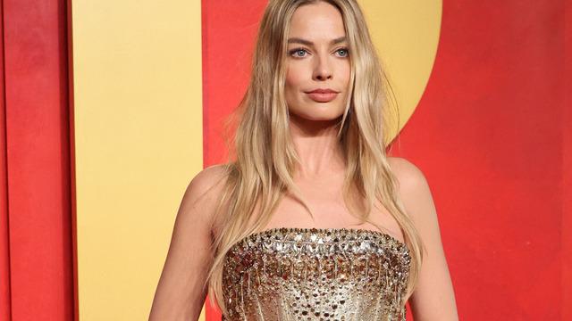Margot Robbie'nin Oscar partisi hayal kırıklığı yarattı! Kıvrımlı fiziğine...