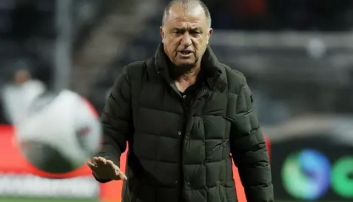 Fatih Terim Yunanistan'da tarih yazıyor! Ligin en zorlu deplasmanı olan Olympiakos maçında 1-0 geriye düşmelerine rağmen 3-1 kazanmayı bildiler... G1