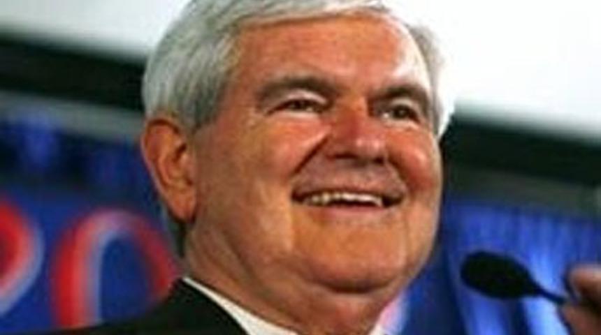 Atat&uuml;rk hayranı aday rakiplerine fark attı