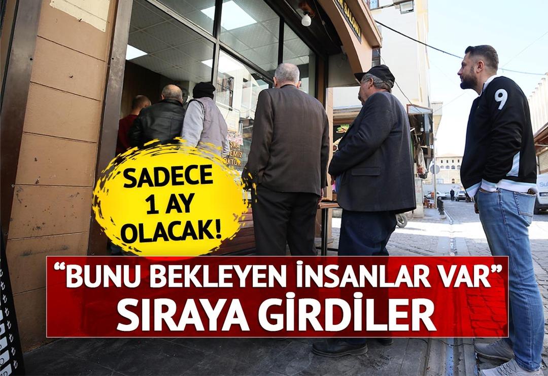 11 aydır bunu bekliyorlardı! D&uuml;kkanların &ouml;n&uuml;nde sıraya girdiler... 'Başka zaman bulamazsınız'