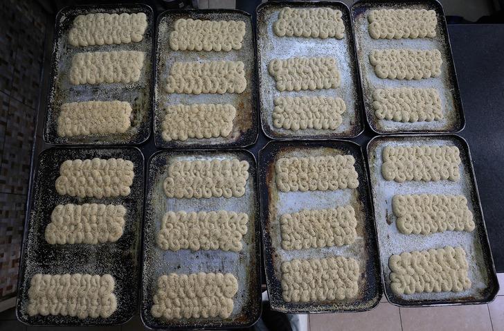 11 aydır bunu bekliyorlardı! Dükkanların önünde sıraya girdiler... 'Başka zaman bulamazsınız' G1