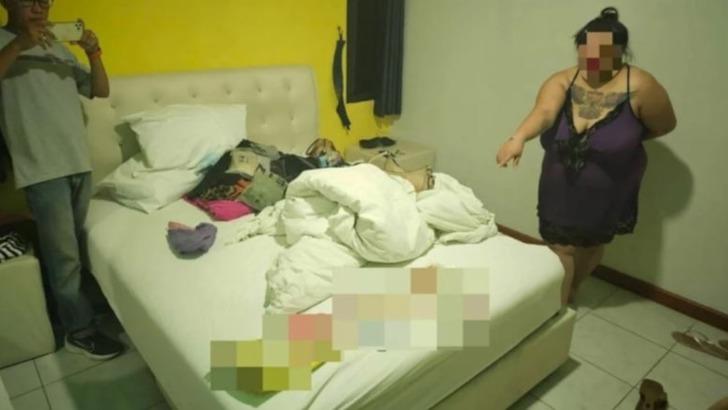 XL fuhuş baskını! Facebook'ta reklam, konuktan komisyon... Otel odasında yarı çıplak vaziyette yakalandılar, hepsi orta yaşlı ve kilolu G2