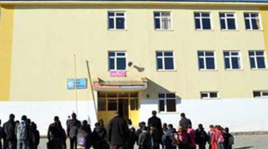 Adana'da okullara "su" tatili