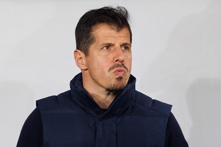 Emre Belözoğlu ile Serhat Akın arasındaki gerilim bitmek bilmiyor! "Sana mı soracağım oğlum?" G3