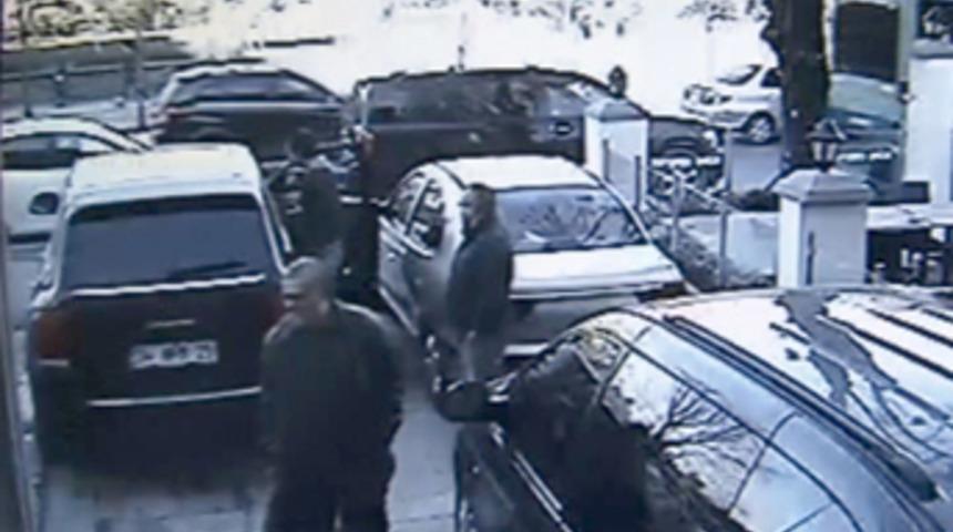 Film gibi soygun  güvenlik kamerasında