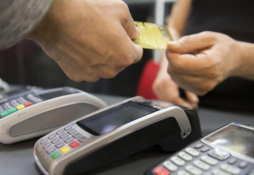 Kredi kartı harcamalarıyla ilgili dikkat &ccedil;eken adım! 'Nakit avansta taksit sınırı d&uuml;ş&uuml;r&uuml;ld&uuml;' iddiası