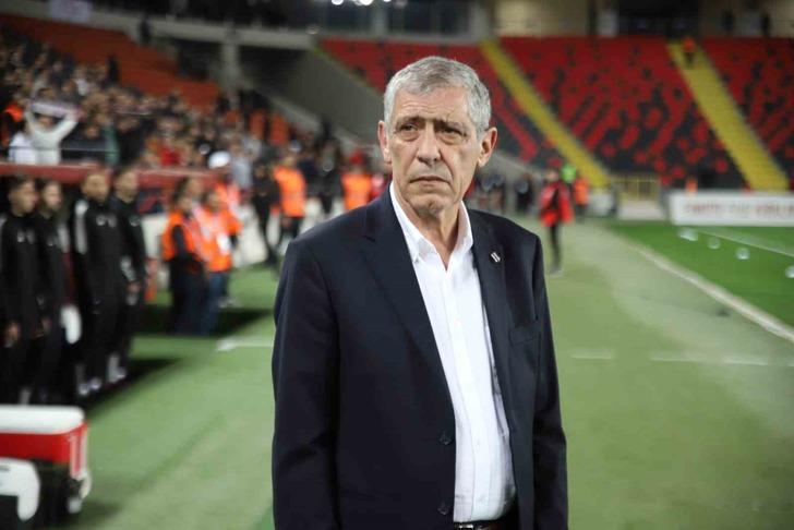 Hem oyunculara hem de Fernando Santos'a demediklerini bırakmadılar! Usta yorumculardan yenilgi sonrası Beşiktaş'a çok sert sözler G2