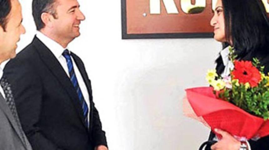 Öğretmene çiçek soruşturması