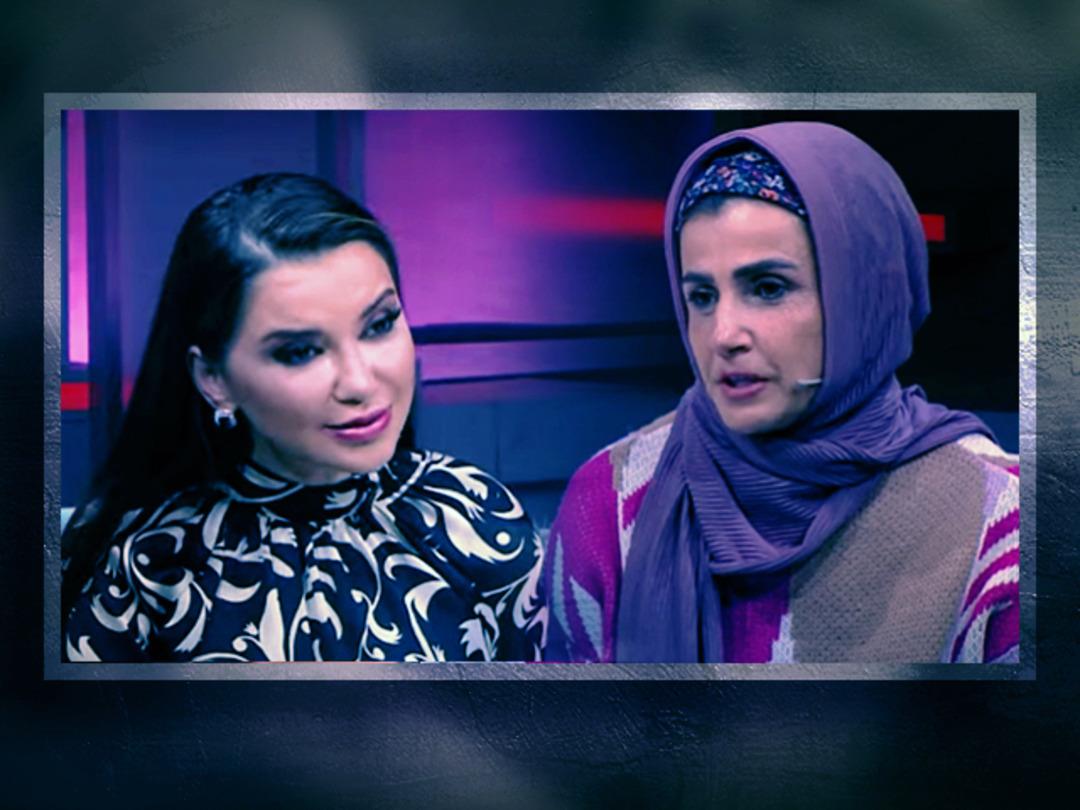 Yine inanılmaz bir itiraf: Kocası l&uuml;ks hayat s&ouml;z&uuml;n&uuml; tutmayınca &ccedil;ıldırdı... "3 harflilerin su&ccedil;u" deyince Esra Ezmeci kendini tutamadı