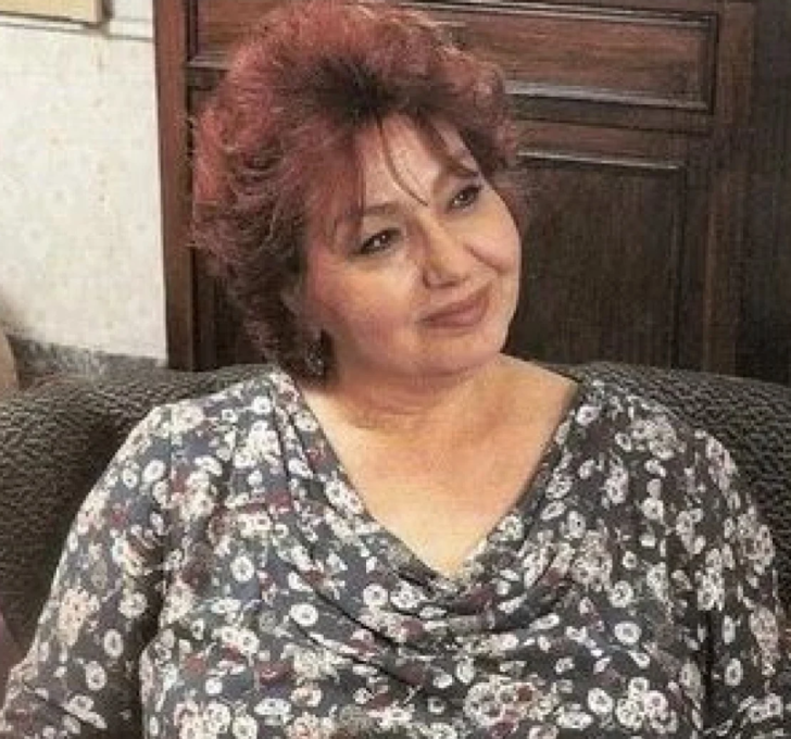Yaprak Dökümü'nün Hayriye Hanımıydı... Son hali görenleri şaşırttı! Oyuncunun beyaz saçlarına yorum yağdı: "Aysel Gürel'e benzettim" G1