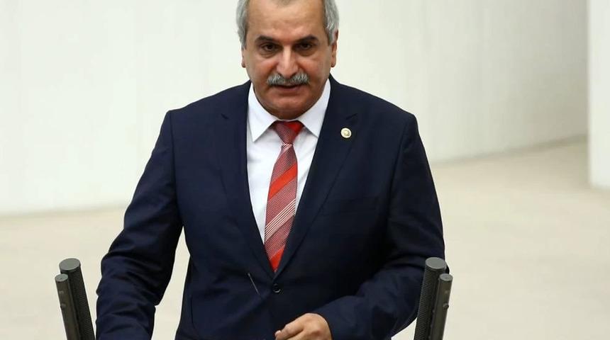 İYİ Partili eski vekil en yakını tarafından bıçaklandı! Hemen hastaneye kaldırıldı, durumu ciddi