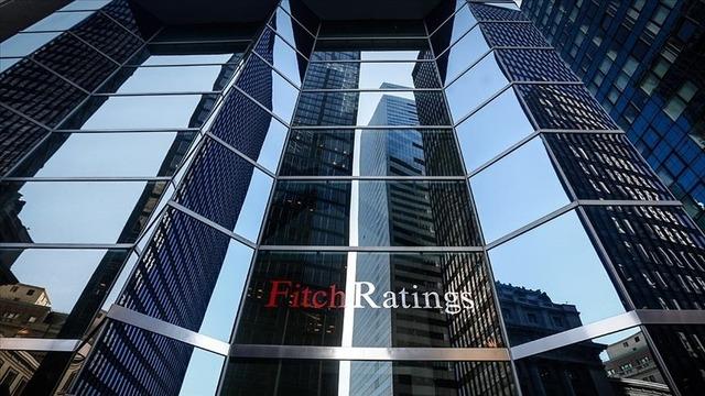 Türkiye'nin notunu yükseltmişlerdi! Fitch'ten yeni açıklama geldi: Enflasyonda yeni tahmin