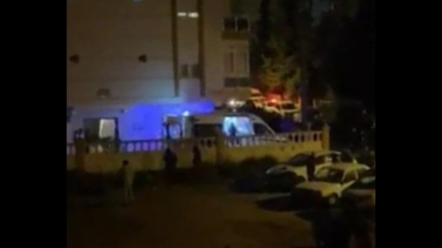 Kıskançlık dehşeti! Eşini bıçaklayarak öldürüp, kendini asarak intihara kalkıştı