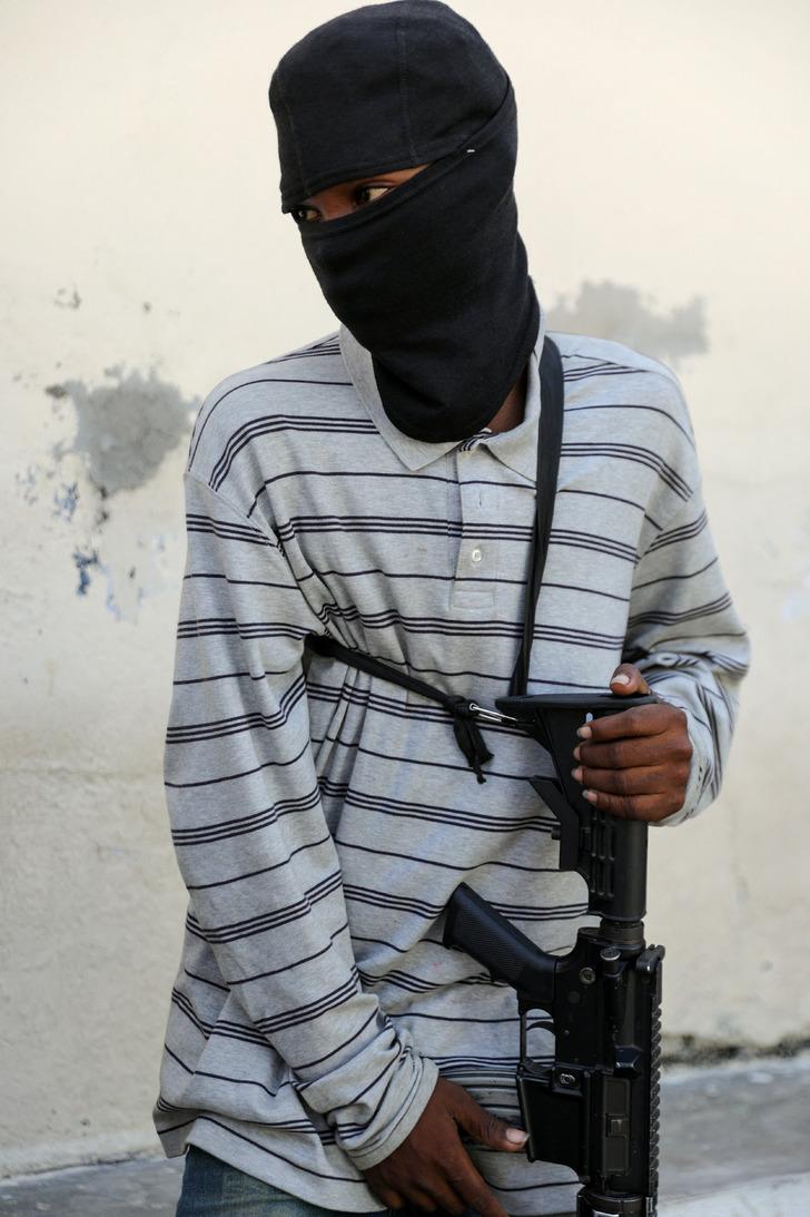 Netflix dizisi değil gerçek! Çete lideri 'Barbekü' ülkeyi ele geçirdi başbakan zorla istifa ettirildi G2