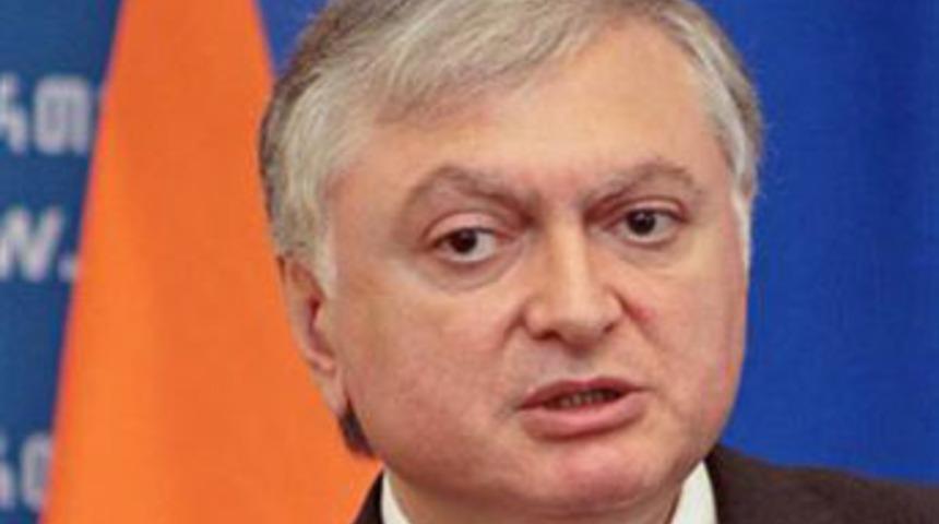 &ldquo;T&uuml;rkiye, Karabağ s&uuml;recinden uzak dursun&rdquo;