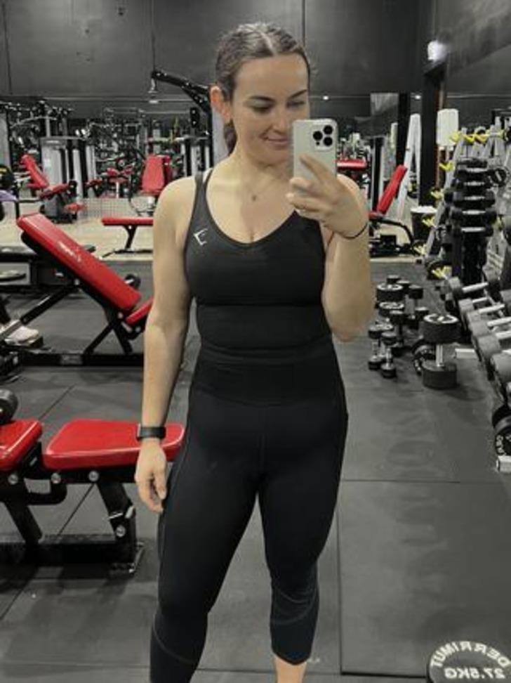 Sosyal medyada kilo verme serüvenini paylaştı! 45 kilo verince görenler tanıyamadı... "Aynaya bakıyorum ve benim olduğuma inanamıyorum" G3