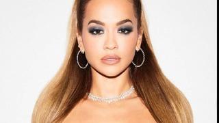 Rita Ora sporu bırakmıyor! Spor pozu olay oldu... Sırrını paylaştı