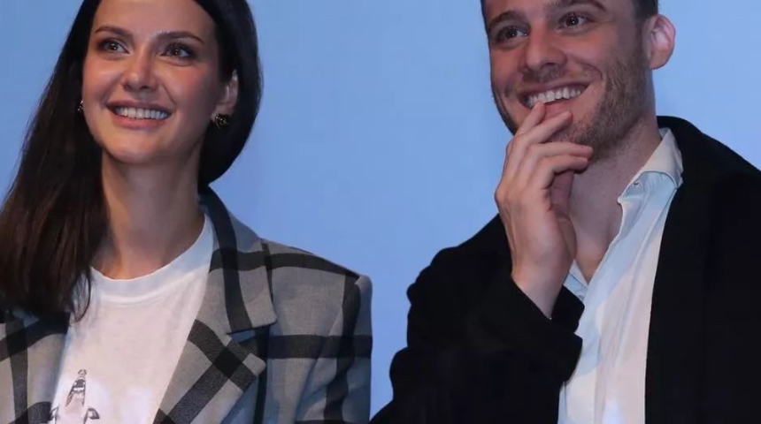 Başrollerini Kerem Bürsin ve İrem Helvacıoğlu'nun paylaştığı Efaltun filminin kamera arkası görüntüleri paylaşıldı