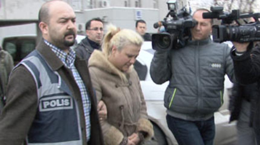 Eski kocasına dostunu öldürttü