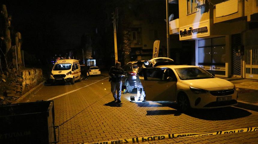 İzmir'de silahlı saldırıya uğrayan 17 yaşındaki genç öldü