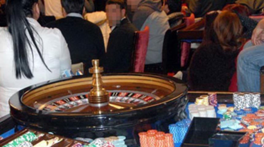 Polisten kumar &ccedil;etesine: Geliyoruz toparlanın