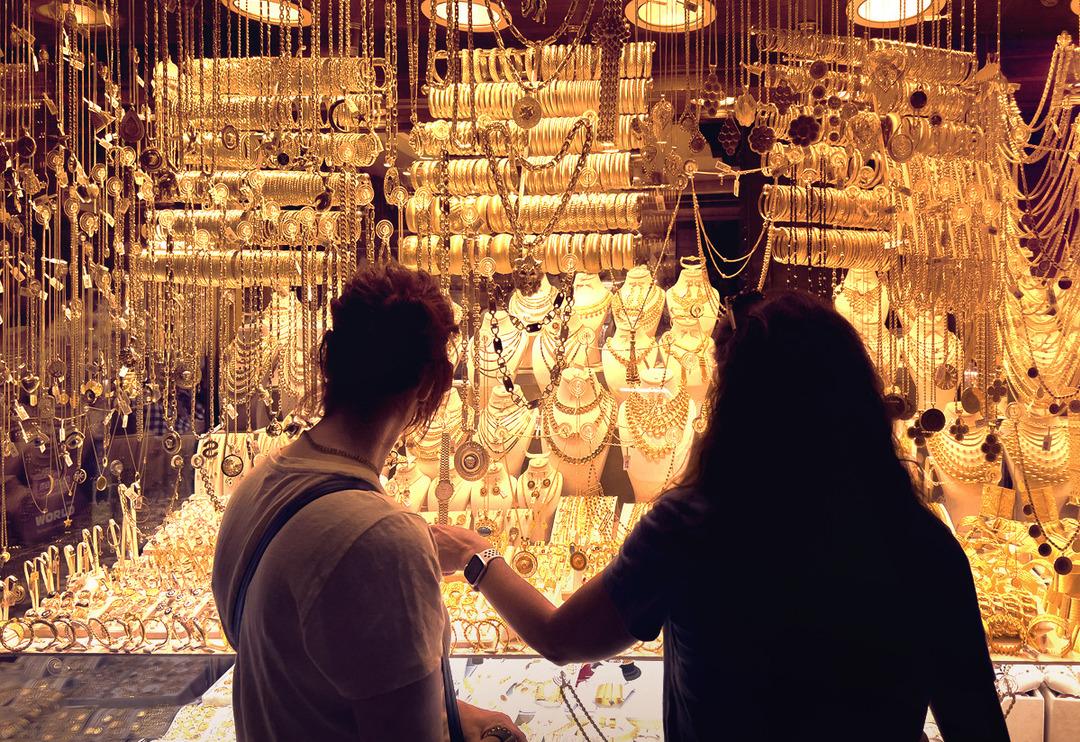 Altına h&uuml;cum! Kuyumcular taleplere yetişemeyince Darphane gaza bastı: Hem fazla mesai hem &ccedil;ift vardiya