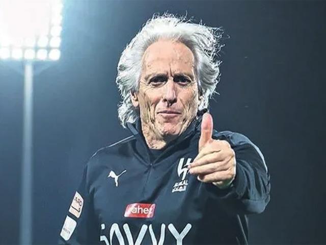 Bunu bir daha başarmak neredeyse imkansız! Fenerbahçe'den ayrılarak Al Hilal'e giden Jorge Jesus 28 resmi maçını da kazanarak dünya rekoru kırdı 