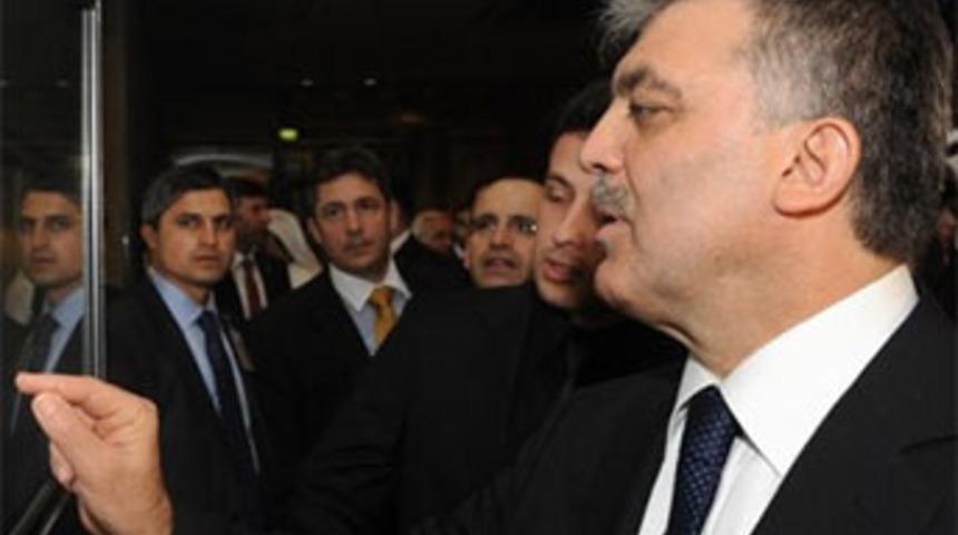 Cumhurbaşkanı G&uuml;l'e T&uuml;rk dizilerini sordular