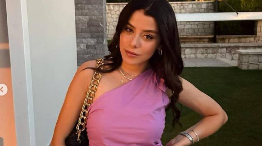 Ateş Kuşları'nın Gülayşe'si İlayda Alişan 'Sürpriz' diyerek yeni imajını paylaştı!