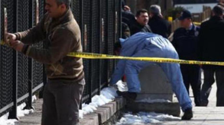 Yargıtay binası önünde patlama: 1 yaralı