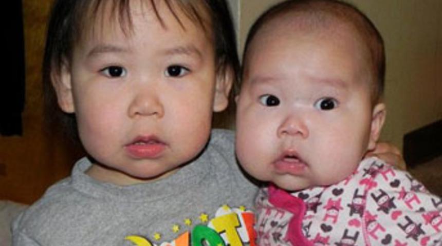 Yatağını ıslatan kızını -30 derecede &ouml;ld&uuml;rd&uuml;!