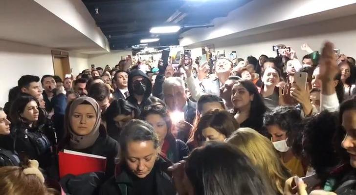 Canice öldürülen kedi Eros'un duruşmasına hayvanseverlerden akın! İbrahim Keloğlan'ın cezası belli oldu: 'İyi' hal indirimi' uygulandı G1