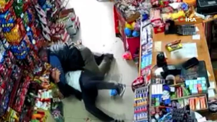 Kart ile ödedi, fişinde fark etti! Sigaradaki 1,5 TL'lik komisyon ücretini görünce... Esenyurt'taki market kan gölüne döndü G4