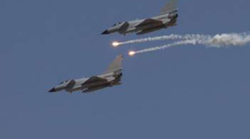 Kandil ve Hakurk bombalandı