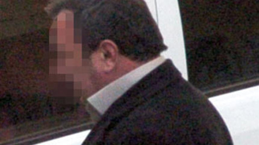 Göz kırptı, öpücük attı 3 yıl ceza aldı