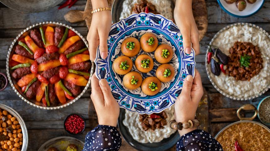 'Bugün iftara ne pişirsem?' diyenler için enfes tarifler! Ramazan'ın 4. günü iftar menüsü!
