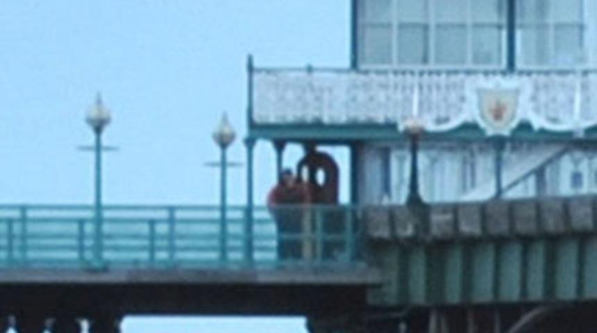 Kilitli iskelede hayalet paniği