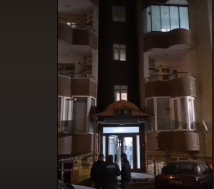 23 yıllık öğretmen dehşet saçtı! Kıskançlık krizine girdi, eşi ve kızını bıçaklayarak öldürdü G5