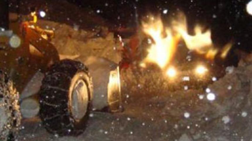 Kaymakam çığ altında kaldı!