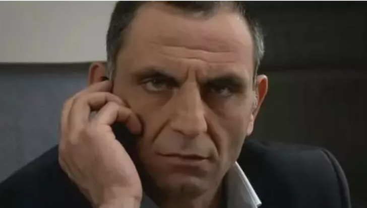 Kurtlar Vadisi'nin Memati'si Gürkan Uygun son haliyle şaşırttı! 'Bu Şehir Girdap Gülüm' performansı sosyal medyayı salladı G5