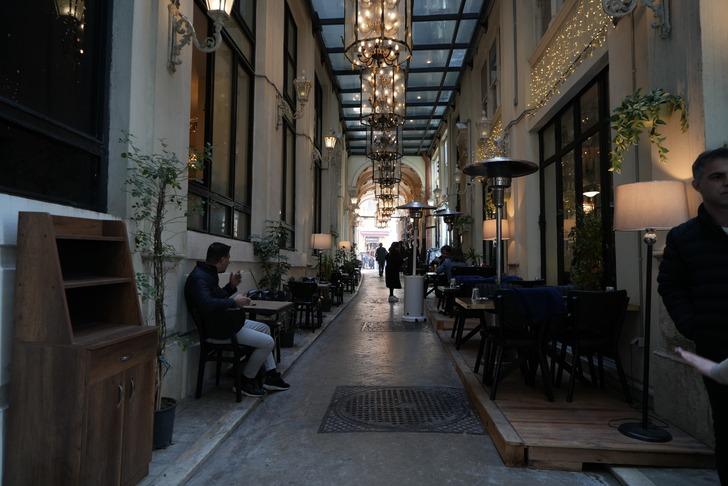 İstiklal Caddesi'nde tarihi keşif! 130 yıllık gizemli tünel bulundu: Zenginlerin kullanım amacı şaşırttı G2