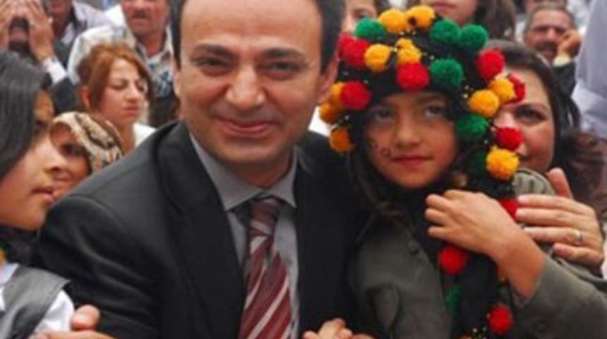 "Çocuklarım benimle Kürtçe konuşmuyor"