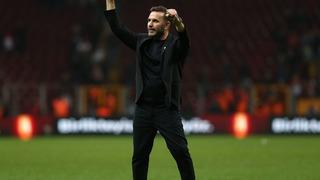 Galatasaray'ın tecrübeli çalıştırıcısı Okan Buruk'a İtalya'dan talip çıktı!