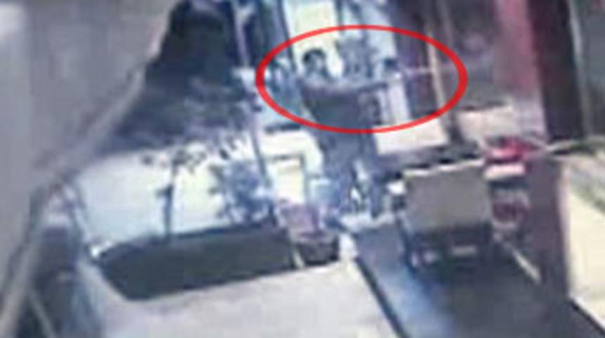 Tartıştığı eşini böyle öldürdü