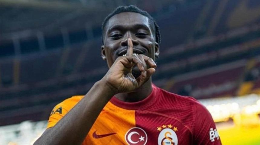 Galatasaray'ın yeni yıldızı Derrick Köhn isim vermeden Fenerbahçe'ye göndermede bulundu!