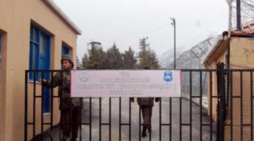 Pozantı'da nakiller başladı